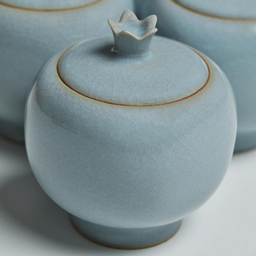 故宫宫廷系列锦年石榴汝瓷罐 商品图1