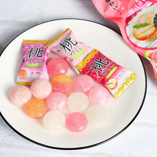 保质期至21年7月31日，日本进口 扇雀饴五种口味白桃果汁/葡萄味糖果81g 商品图1