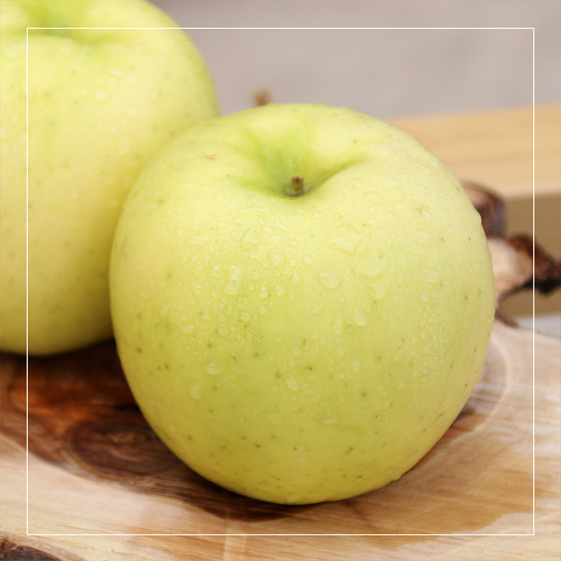 鲜知瑞雪苹果一级果8枚礼盒装果面金黄脆甜多汁香味浓郁