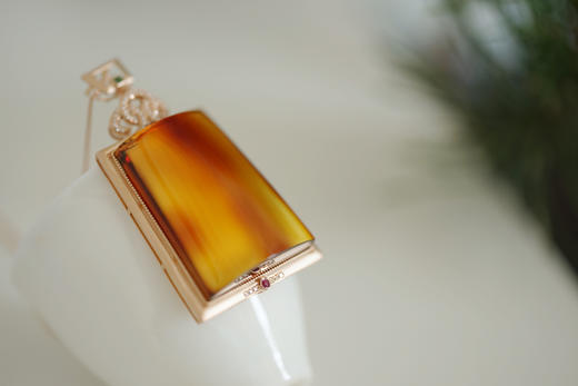 墨西哥红蓝珀18K玫瑰金镶钻方牌吊坠    特价 商品图3