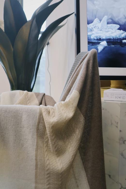 Juanzi Studio 100%纯羊绒三色拼接围巾S2011WJ0201 商品图3