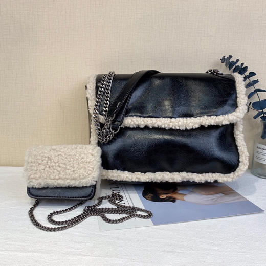 买一大送一小！UR子母🐑🐑羊羔毛包链条包 商品图0