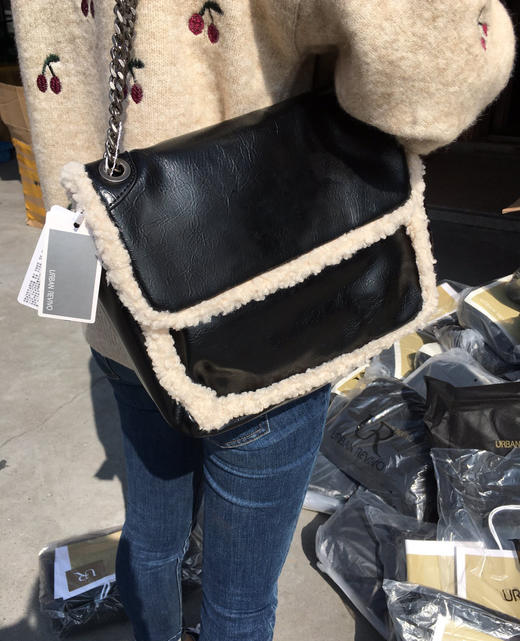 买一大送一小！UR子母🐑🐑羊羔毛包链条包 商品图1