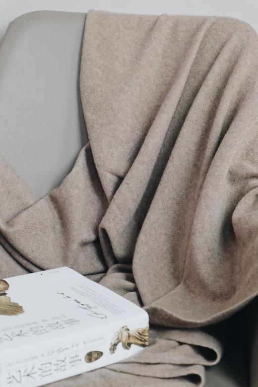 Juanzi Studio100%纯羊绒纯色围巾S2011WJ0301 商品图4