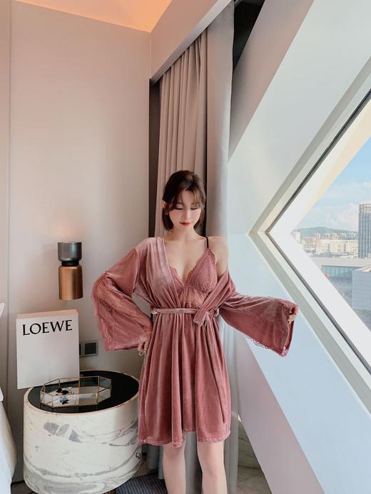 【法式优雅】超性感 金丝绒镂空蕾丝美背 睡袍两件套 商品图8