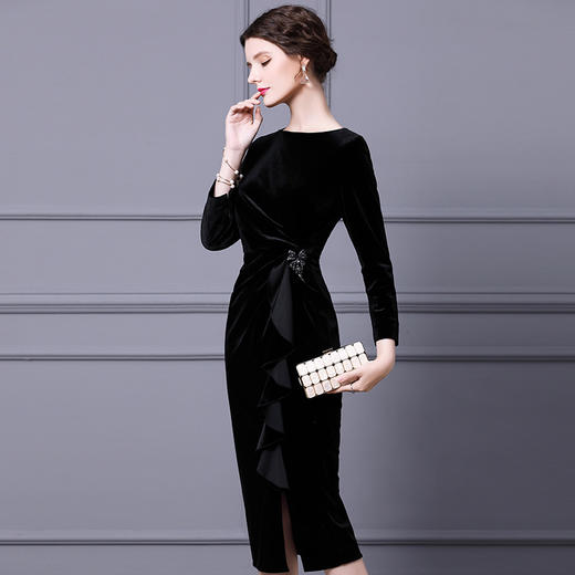 ZL-ZZ20246金丝绒连衣裙新款高端温柔风秋冬中长款收腰显瘦打底裙 商品图1