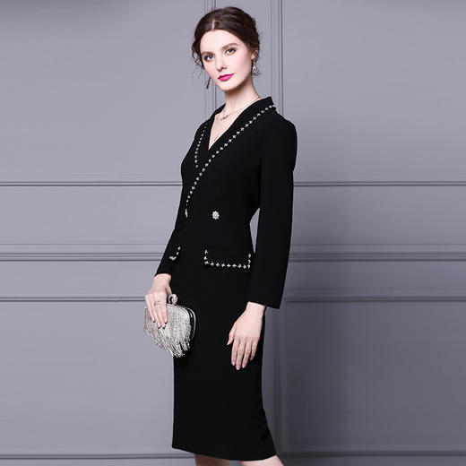 ZL-SY2018御姐连衣裙气质轻熟风秋款西装领钉珠长袖中长款裙 商品图1