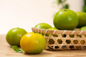 清甜爆汁，爽口化渣！火了1000多年的宫廷贡品皇帝柑，秋冬不容错过的一口甜！