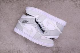 乔丹1代中帮系列Air Jordan 1 Mid With Grey Camo Swooshes