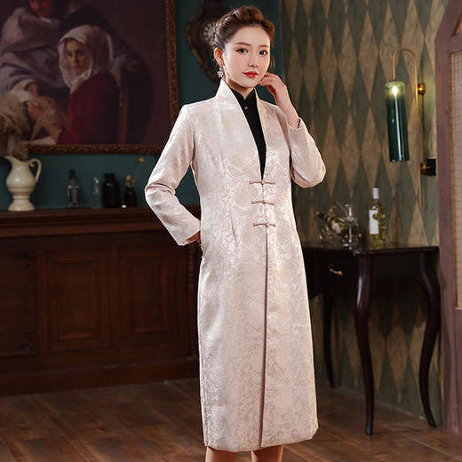 XGT-T2491修身舒适软提花中国风夹棉旗袍外套 商品图1