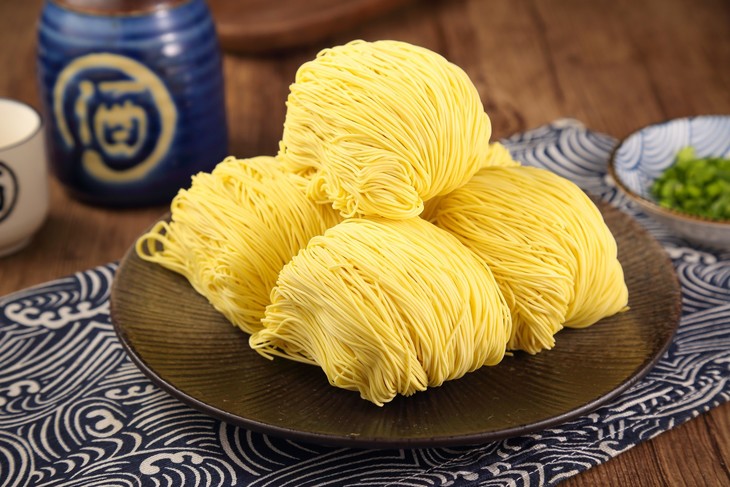 【爆款推荐】香港竹升面车仔面4斤 ould yn