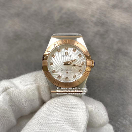 8848F厂岀品欧米茄星座系列，24毫米 搭载原版欧米茄1376专用机芯优势1，真钻一级贝母字面2，表带工艺还原专柜，更舒适，工艺目前为止独家3，表带18K金盾牌，还原专柜，比市场更逼真，四个角无缝 商品图0