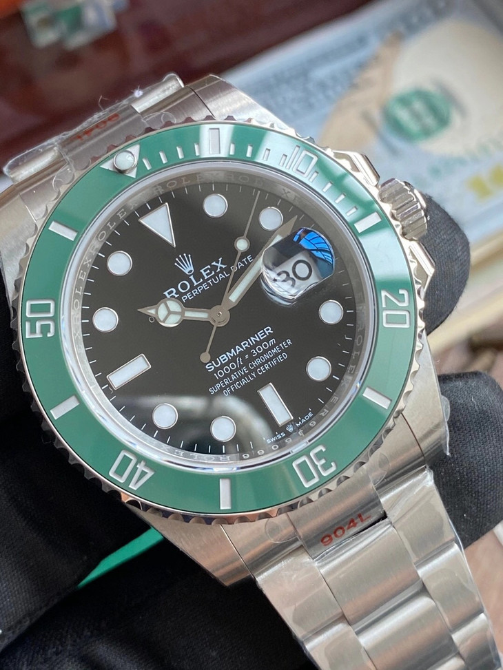 2020新款三代l力s潜航者绿水鬼型号:m126610lv-0002 款式:自动机械,41