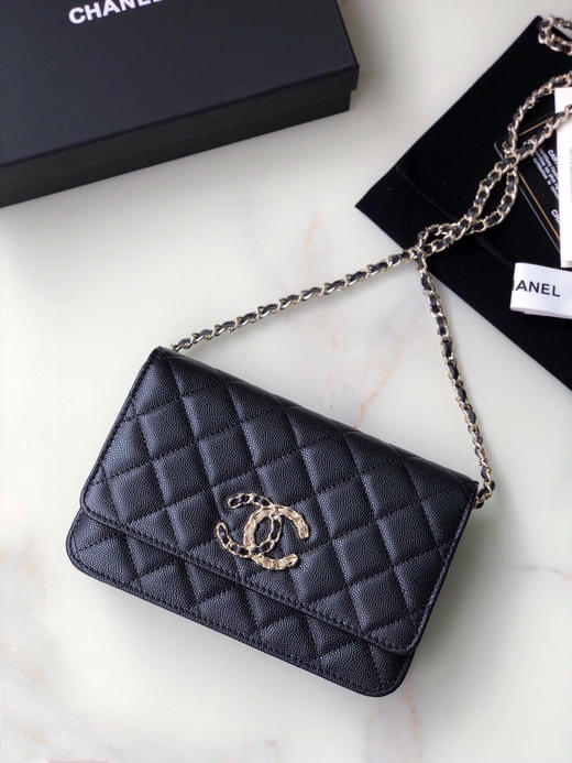 秋冬特价💰850 【细球纹】原单香奈儿 Chanel AP1894 经典之作，华丽与气质的前沿，是你意想不到的尊贵。进口小羊皮，里配原版布。原版五金配制。尺寸16cm 商品图0