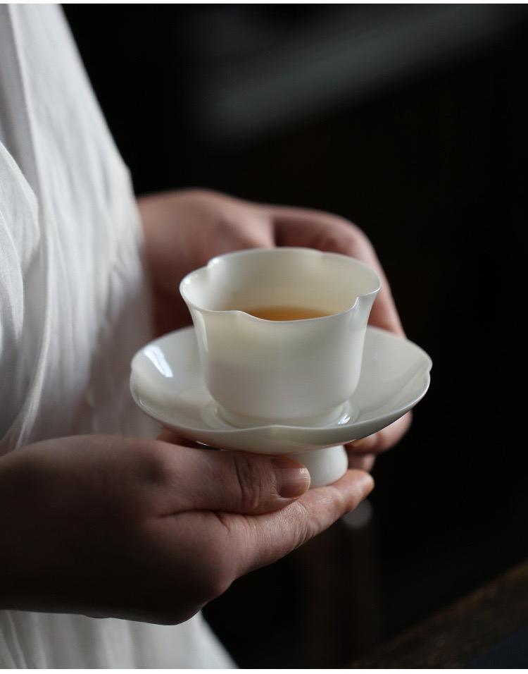 德化白瓷品茗杯象牙白茶杯杯托组海棠茶盏一对起售