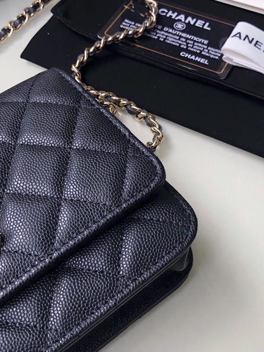 秋冬特价💰850 【细球纹】原单香奈儿 Chanel AP1894 经典之作，华丽与气质的前沿，是你意想不到的尊贵。进口小羊皮，里配原版布。原版五金配制。尺寸16cm 商品图8