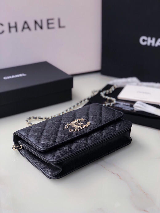 秋冬特价💰850 【细球纹】原单香奈儿 Chanel AP1894 经典之作，华丽与气质的前沿，是你意想不到的尊贵。进口小羊皮，里配原版布。原版五金配制。尺寸16cm 商品图2