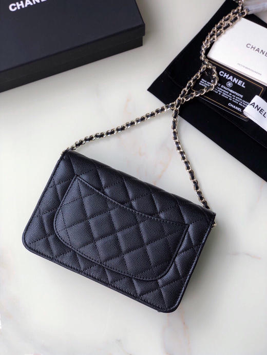 秋冬特价💰850 【细球纹】原单香奈儿 Chanel AP1894 经典之作，华丽与气质的前沿，是你意想不到的尊贵。进口小羊皮，里配原版布。原版五金配制。尺寸16cm 商品图1