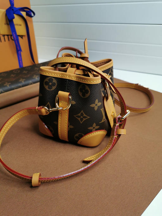 MSL工作室，高端定制，L新款水桶包mini 商品图0