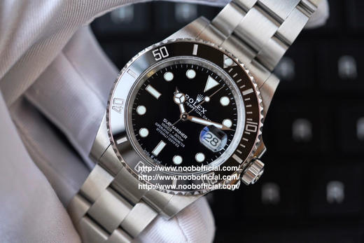 Green绿厂劳li士2020新款潜航者41系列黑水鬼，日本京瓷材料配方，尺寸41mm*12.25，密底，男士腕表，2824自动机械机芯，精钢表带 商品图5