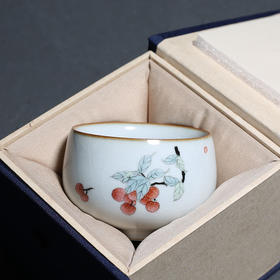 茶杯-陶瓷品茗杯-陶瓷手绘荔枝主人杯