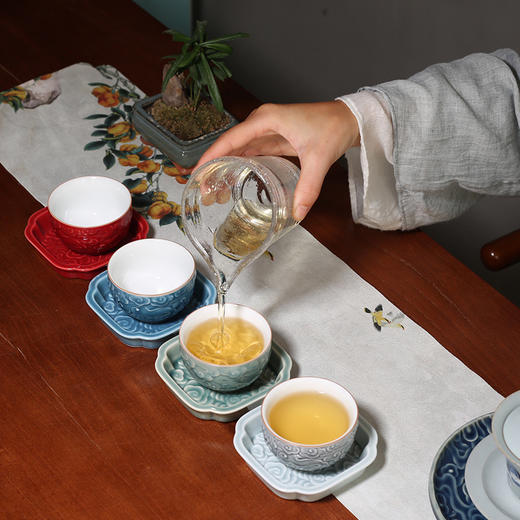 茶道配件-陶瓷杯垫-浮雕祥云茶杯垫 隔热垫纯色功夫茶道配件杯托 商品图2
