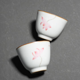 茶杯-陶瓷品茗杯-陶瓷手绘莲花主人杯