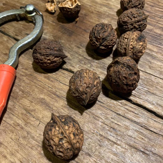 【核桃】野生尖嘴小核桃虽小个却香甜 都是没有泡药水的原生态核桃 /核桃仁 新货包邮 商品图7