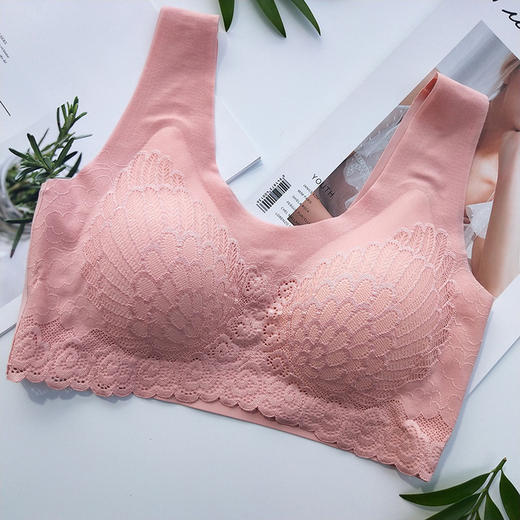 【爆款】泰国乳胶4.0升级版分体水滴杯蕾丝睡眠内衣无钢圈背心式文胸 商品图6