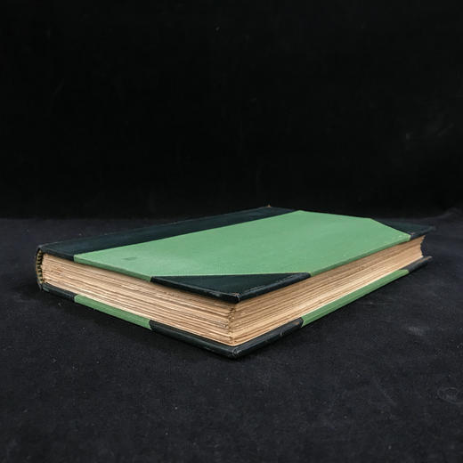 【法语】限量100册编号100！1921年 阿纳托尔·法朗士《鹅掌女王烤肉店》 7幅彩色插图 皮装大32开 商品图1