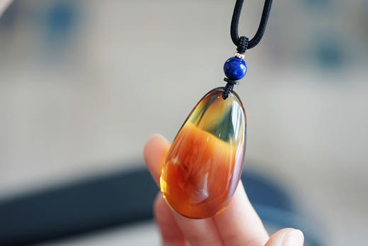 墨西哥红蓝珀水滴吊坠   特价 商品图3