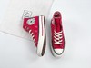Converse Chuck Logo大标匡威 全鞋采用经典Chuck 70为主体框架，最惊艳的还是鞋身大面积是红色的，显得十分喜庆，红绿水线的围条形成鲜明对比，搭配大标logo真是个性十足 商品缩略图0