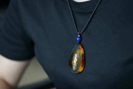 墨西哥红蓝珀水滴吊坠   特价 商品图7