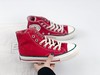 Converse Chuck Logo大标匡威 全鞋采用经典Chuck 70为主体框架，最惊艳的还是鞋身大面积是红色的，显得十分喜庆，红绿水线的围条形成鲜明对比，搭配大标logo真是个性十足 商品缩略图2