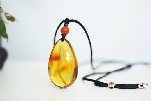 墨西哥红蓝珀水滴吊坠   特价 商品图5