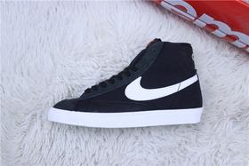 耐克/NIKE  耐克开拓者倒勾板鞋 黑白皮面加帆布