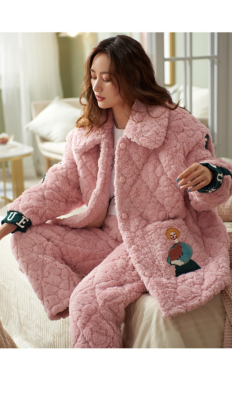 2020冬季新款三层加厚法兰绒睡衣套装保暖珊瑚绒夹棉袄家居服