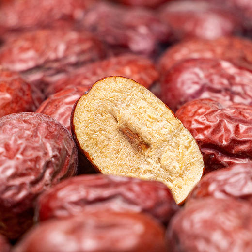 预售原生态未清洗当季新疆吊干灰枣肉厚核小圆润饱满