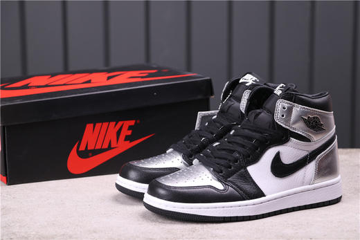 乔丹/Air Jordan aj1 乔丹1代 乔1高帮Air Jordan 1 High OG WMNS “Silver Toe” 货号：CD0461-001      乔1高帮黑银 商品图1
