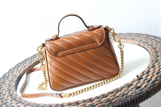 GG新款焦糖提手邮差包 商品图4