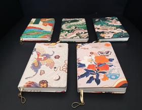 从第一年就开始买卡卡家的手账，真的很棒