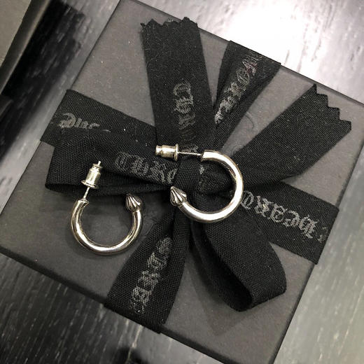 克罗心半圈十字花耳圈 商品图3