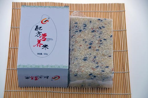 隆平高科配方营养米礼品装 4kg/真空
 商品图0