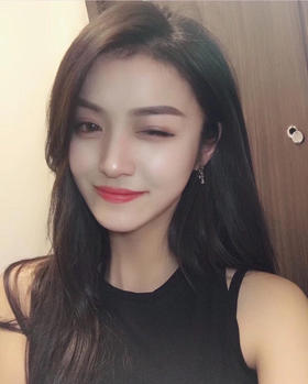 克罗心耳饰经典款十字架耳坠