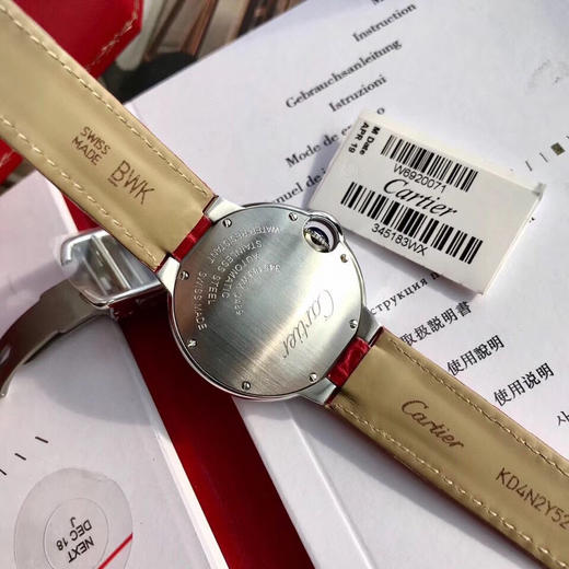渠道货 原装瑞士机！仅有少量！卡地亚机械款蓝气球系列中号女款，33mm表盘，请区别这是机械的机械的机械的！ 商品图6
