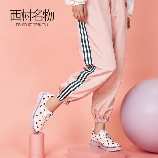 西村名物刺绣爱心小皮鞋 2020春夏新款 软漆皮厚底女低帮鞋13471 商品图4