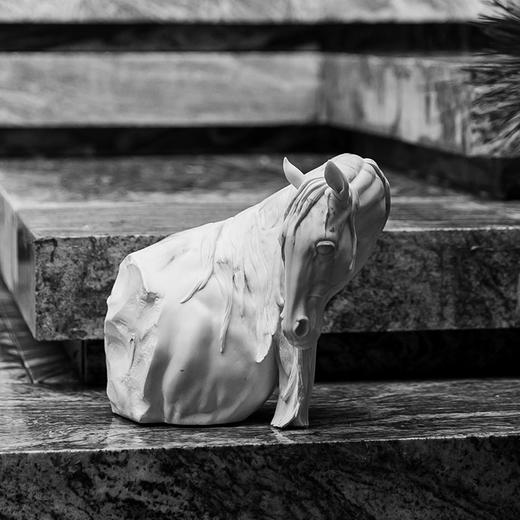 稀奇艺术向京《这个世界会好吗》大理石限量雕塑客厅玄关装饰摆件