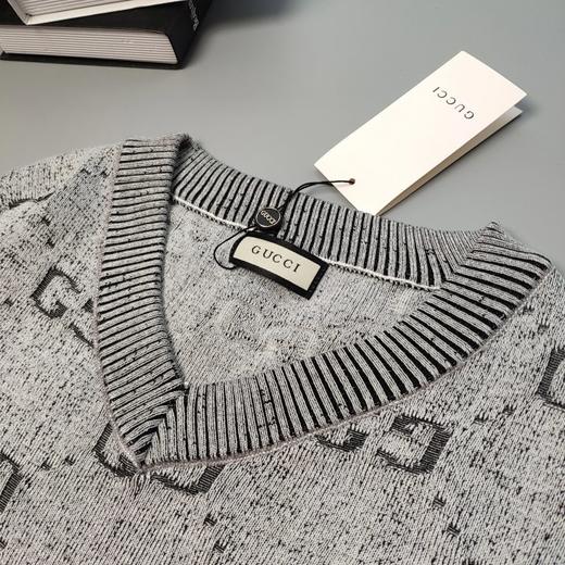 乐享爽12！古驰 经典双G字母 双面提花加厚 V领毛衣 商品图6