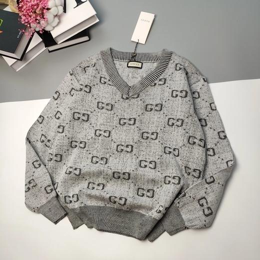 乐享爽12！古驰 经典双G字母 双面提花加厚 V领毛衣 商品图4