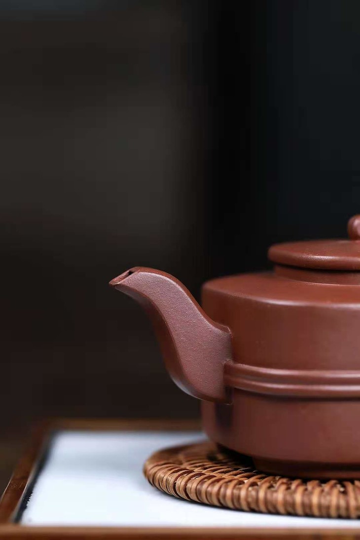 【汉韵壶】泥料:底槽清 容量:330cc 作者:范锡明(国工)